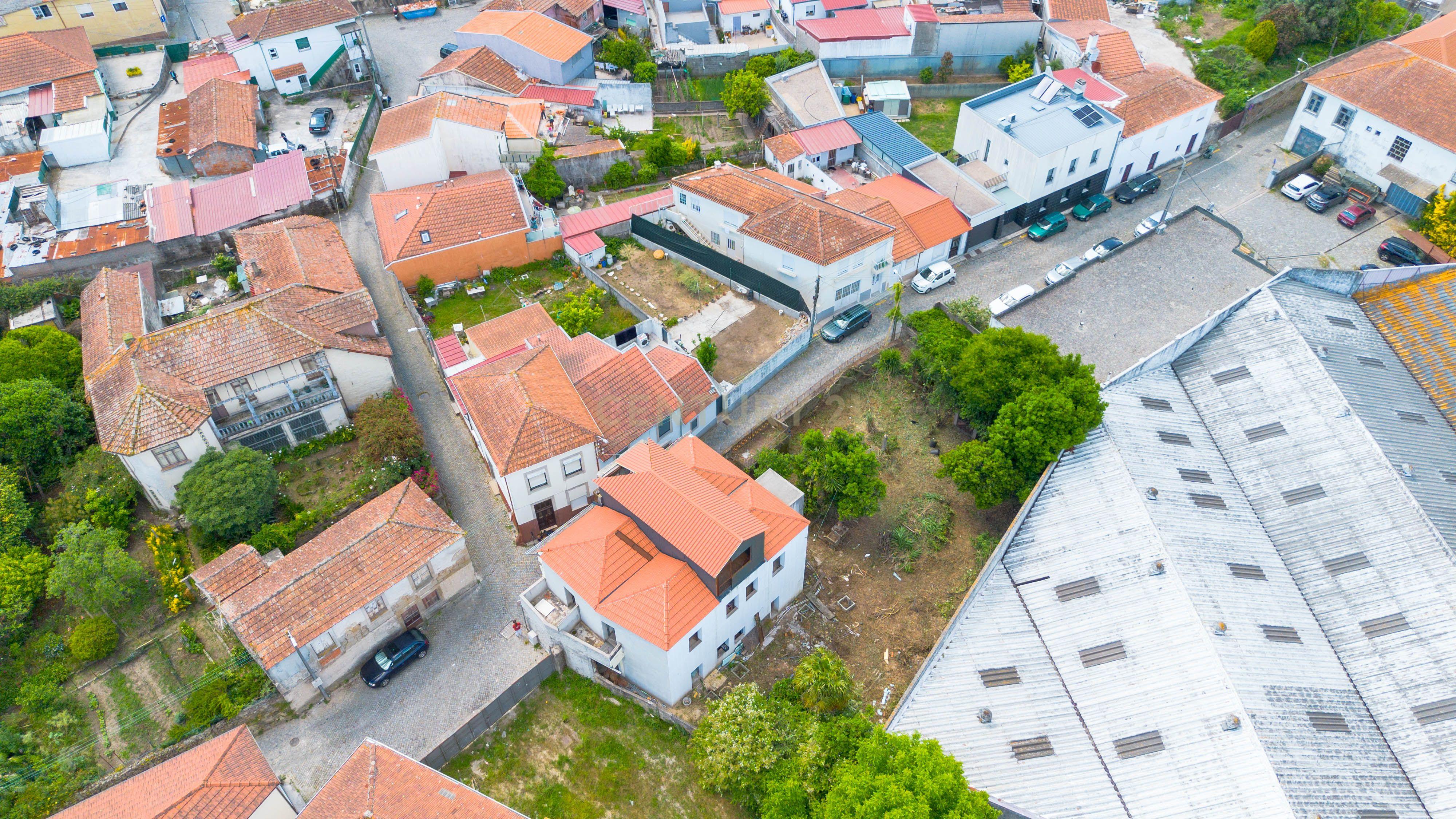 Fotografia 5 de Prédio com Projeto Aprovado para 4 Frações
