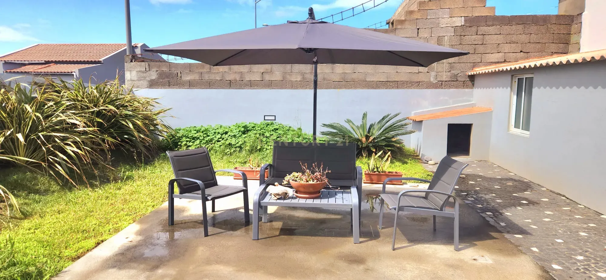 Moradia T2 no Centro da Ribeira Grande – Localização Privilegiada - Image 26