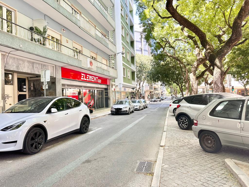 Loja para venda - Avenida Elias Garcia -  Lisboa - Image 9