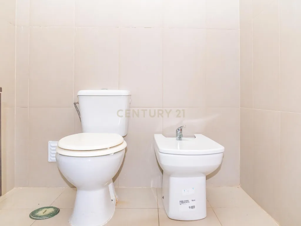 Apartamento T2, com Parqueamento, em Brejos de Azeitão - Image 18