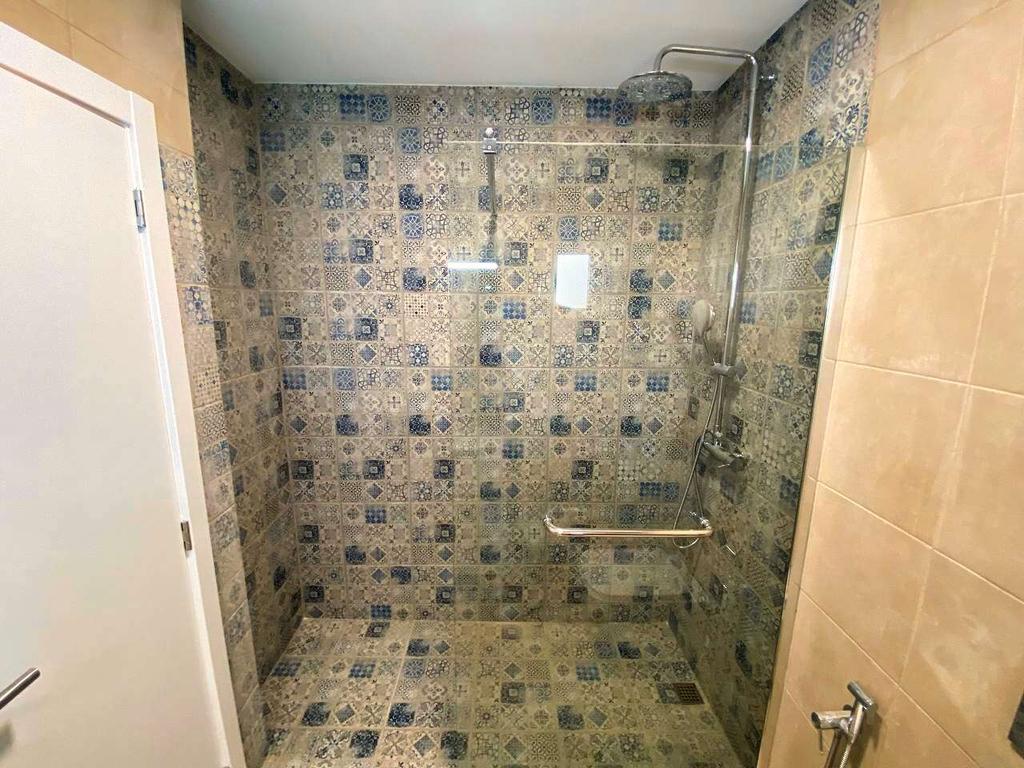Apartamento T0 Totalmente Renovado - Image 10