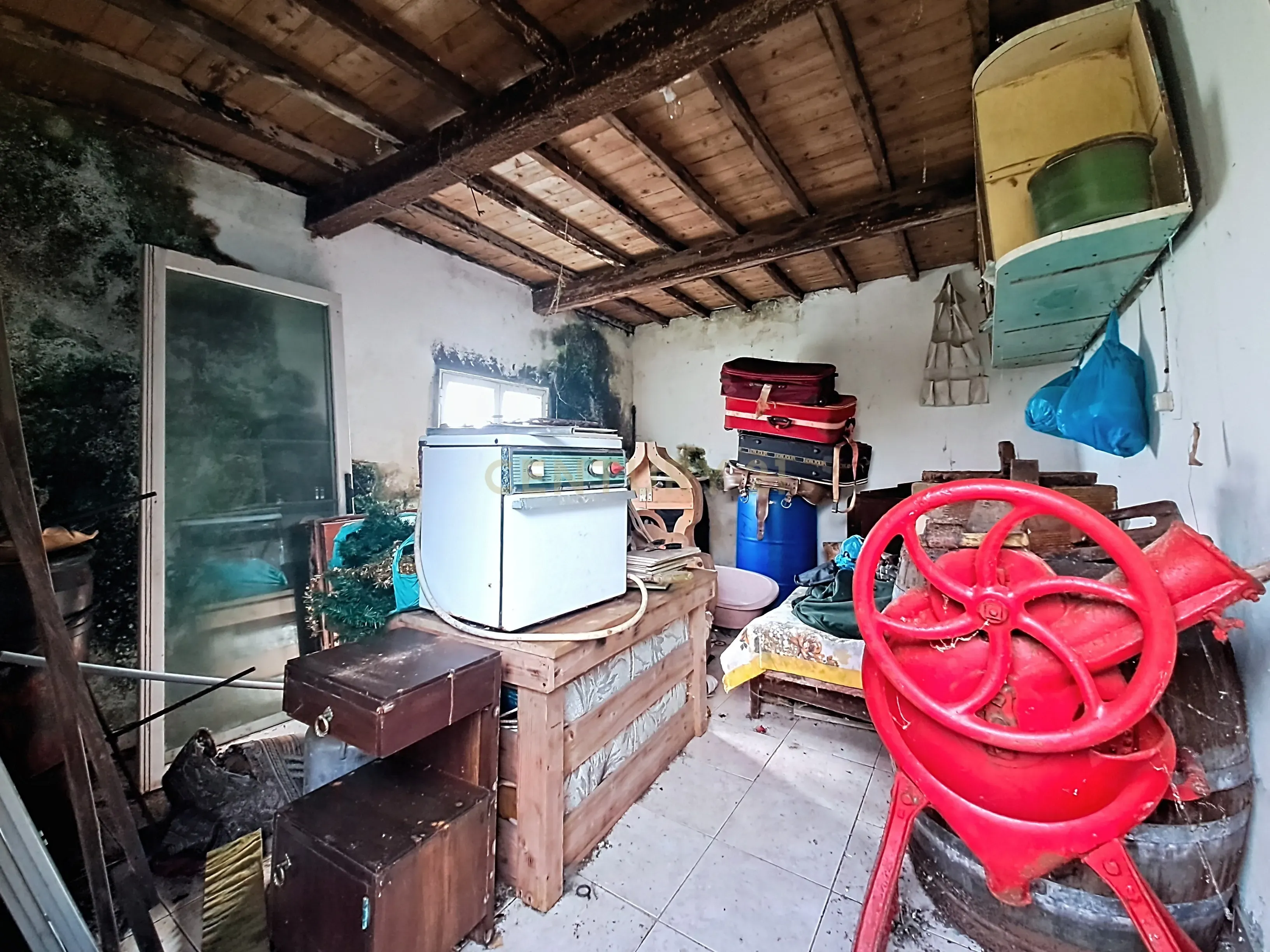 Casa T1 + 1 em Povoação, Ilha de São Miguel - Tranquilidade e Luz Natural - Image 16