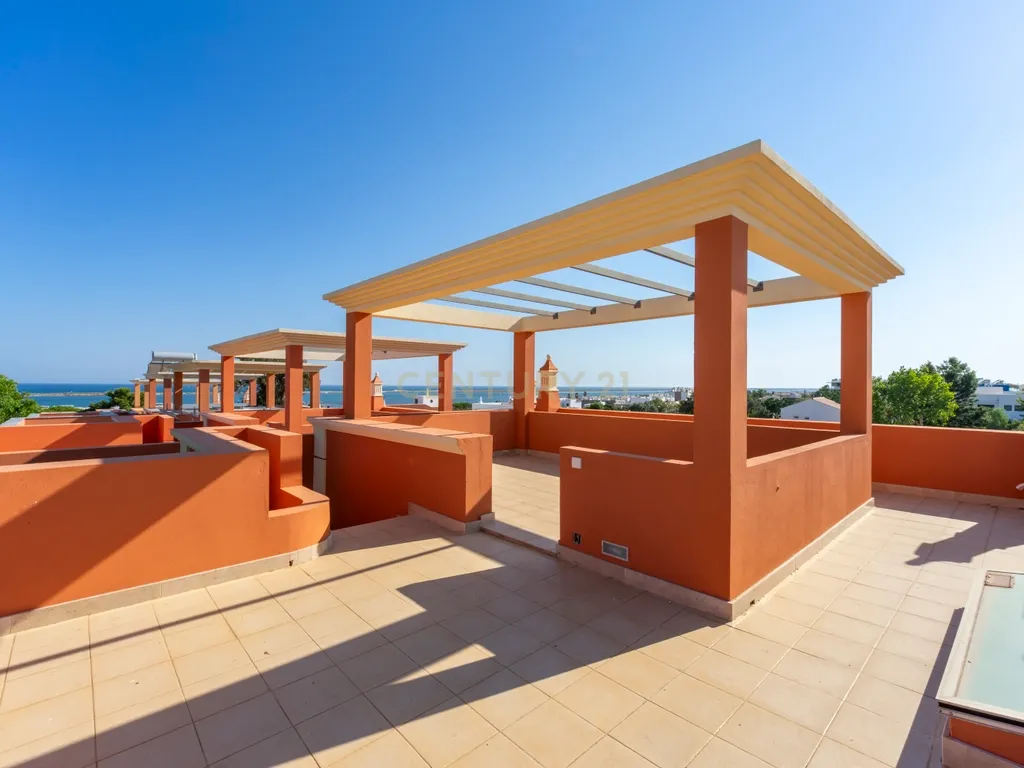 Moradia T3 com Piscina e Vista Mar - Fuzeta, Olhão - Image 31