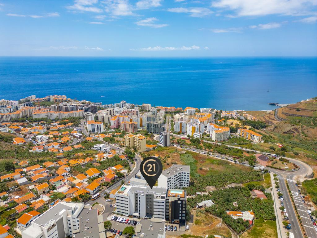 Apartamento T1 Novo a Estrear no Amparo – Vista Mar, Piscina e Ginásio - Image 8