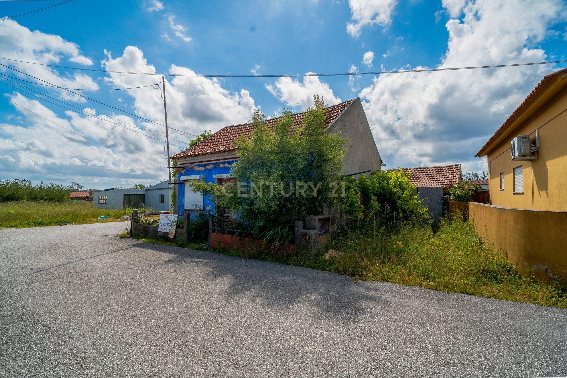 Fotografia 5 de Moradia para Recuperação Total – Escoura (Marinha Grande)