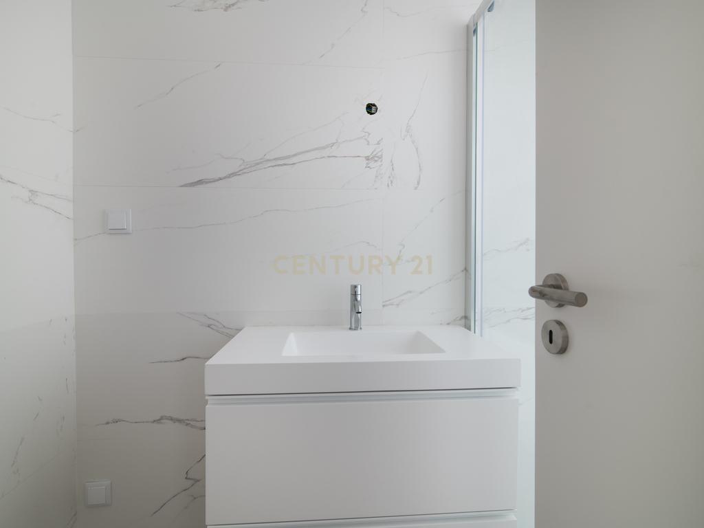Condomínio Villas d’Ouro – Exclusividade e Conforto no Coração de Sesimbra - Image 36
