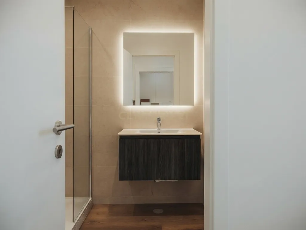 Apartamento T3 moderno e espaçoso no coração do Pinhal Novo - Image 20