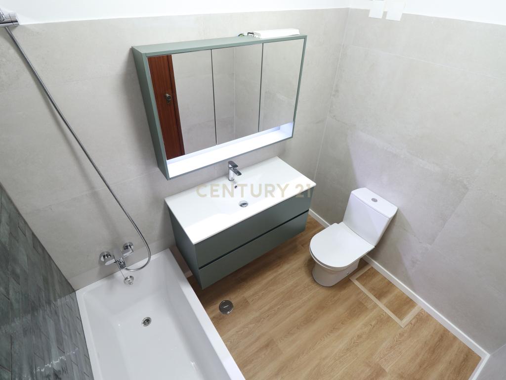 Apartamento T3 Remodelado na Avenida do Cristo Rei - ALMADA - Image 22