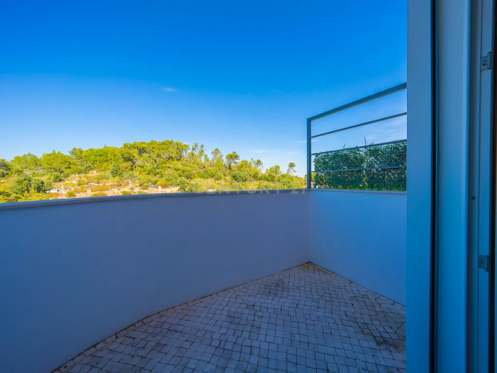 Excelente Apartamento T3 Duplex c/ Garagem, na Galiza, Estoril, Cascais - Image 26