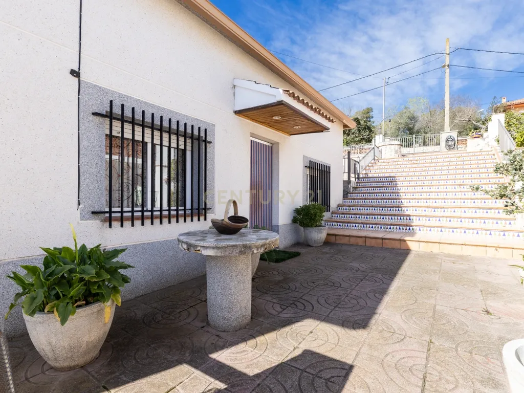 HABITATGE EN PLANTA Casa en venda a Olivella – entorn natural a 15 minuts de Sitges - Image 11