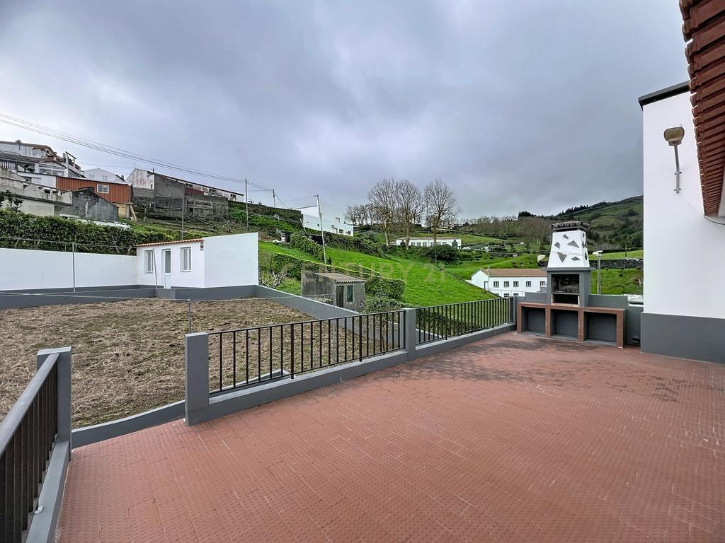 Casa T3 com Vista Mar e Montanha em Povoação, Ilha de São Miguel. - Image 42