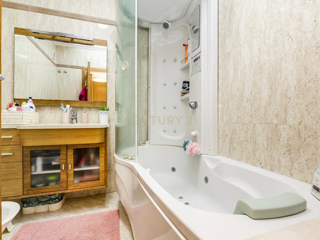 Apartamento T2 para Arrendamento | Urbanização do Neudel, Amadora - Image 20