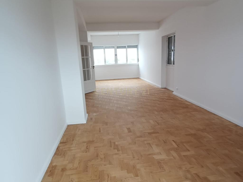 Apartamento 4 assoalhadas (T3) nos Olivais. Conforto e conveniência no coração da cidade - Image 22