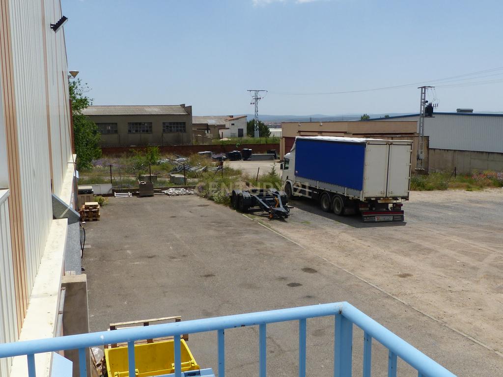 Armazém Comercial em Ávila - Excelente Localização e Acessos - Image 34