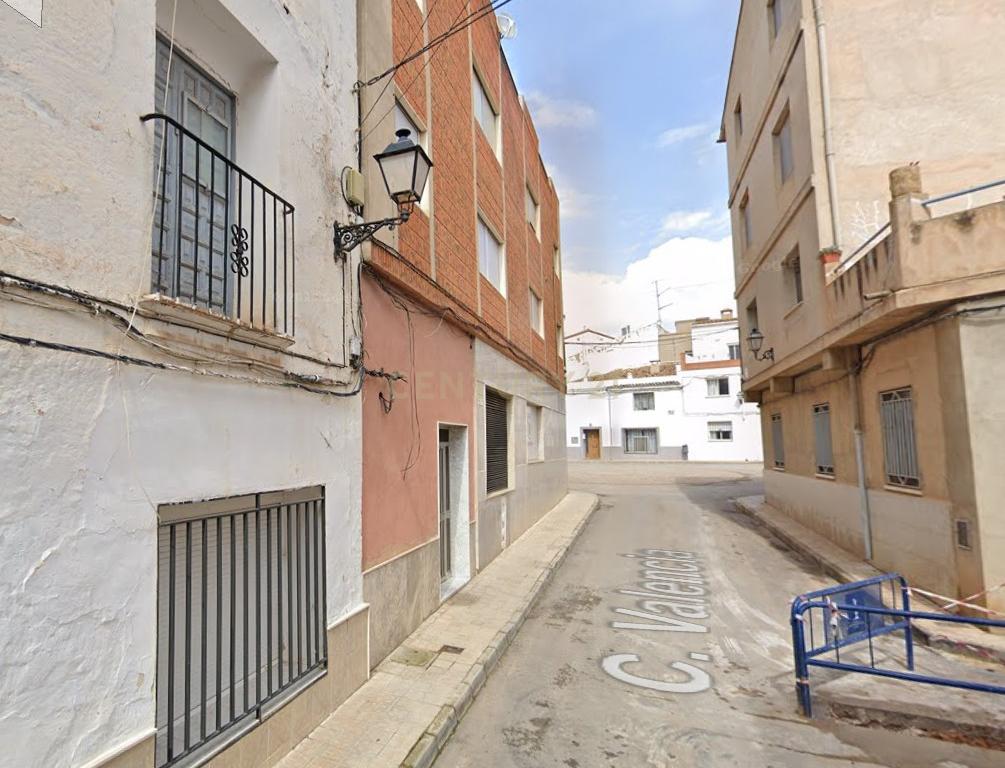 Caudete de las Fuentes (Valencia), calle Valencia, plazas del Caudillo y de la Iglesia