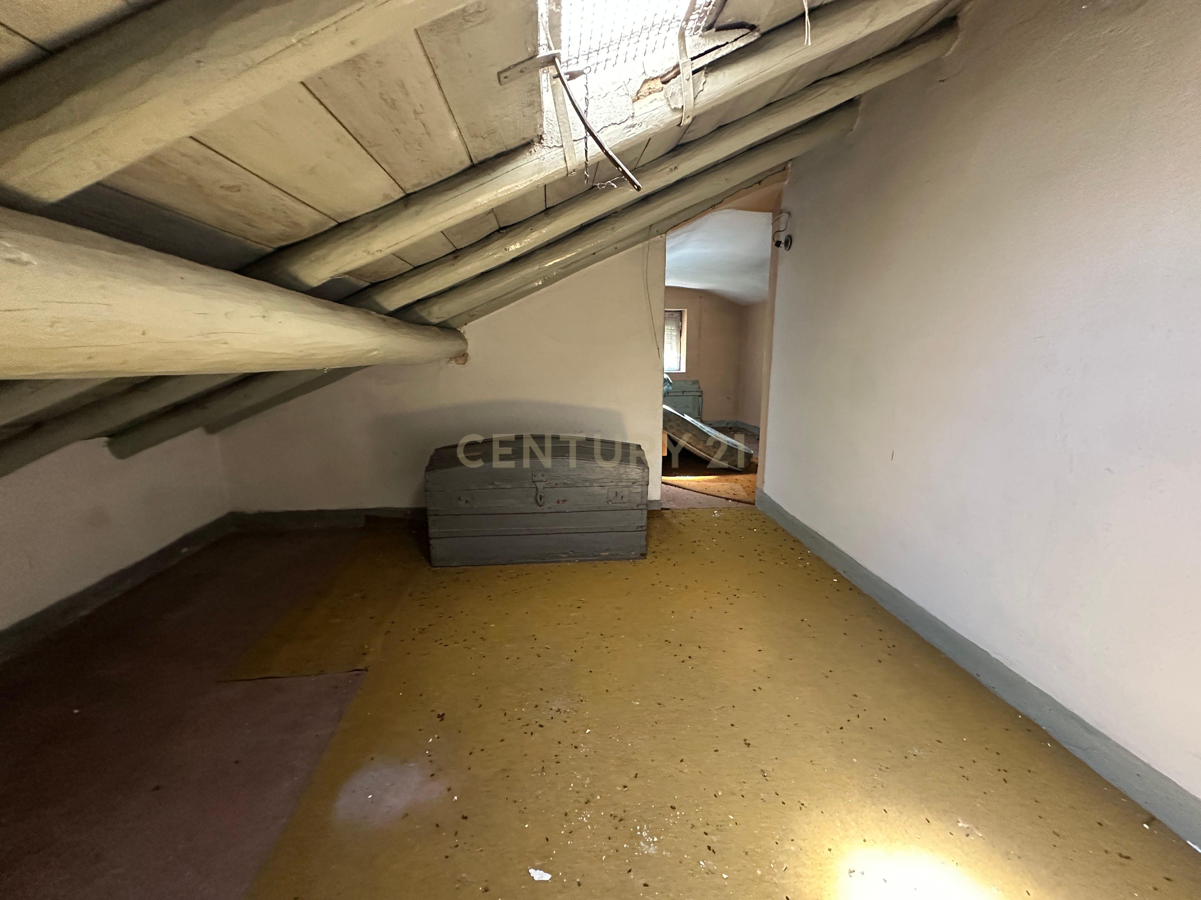 Moradia para Remodelação ou ampliação no Bairro do Pombal, Almada  - Image 19