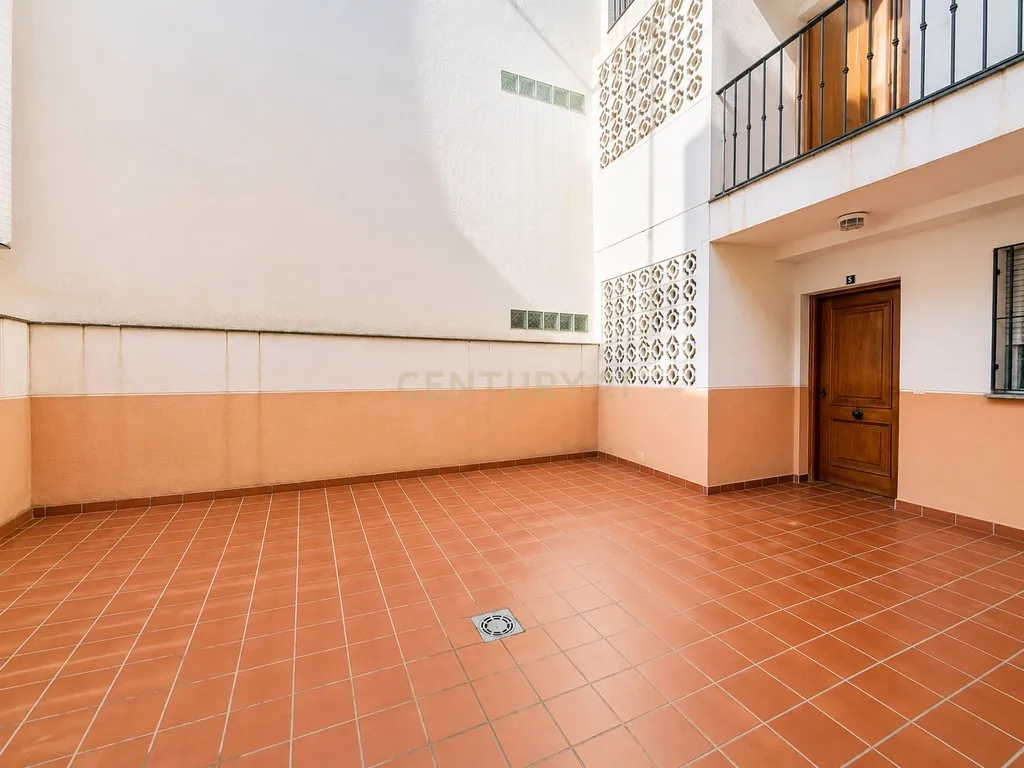 Apartamento Luminoso com Terraço e Garagem a 400 Metros da Praia em Fuengirola - Image 22