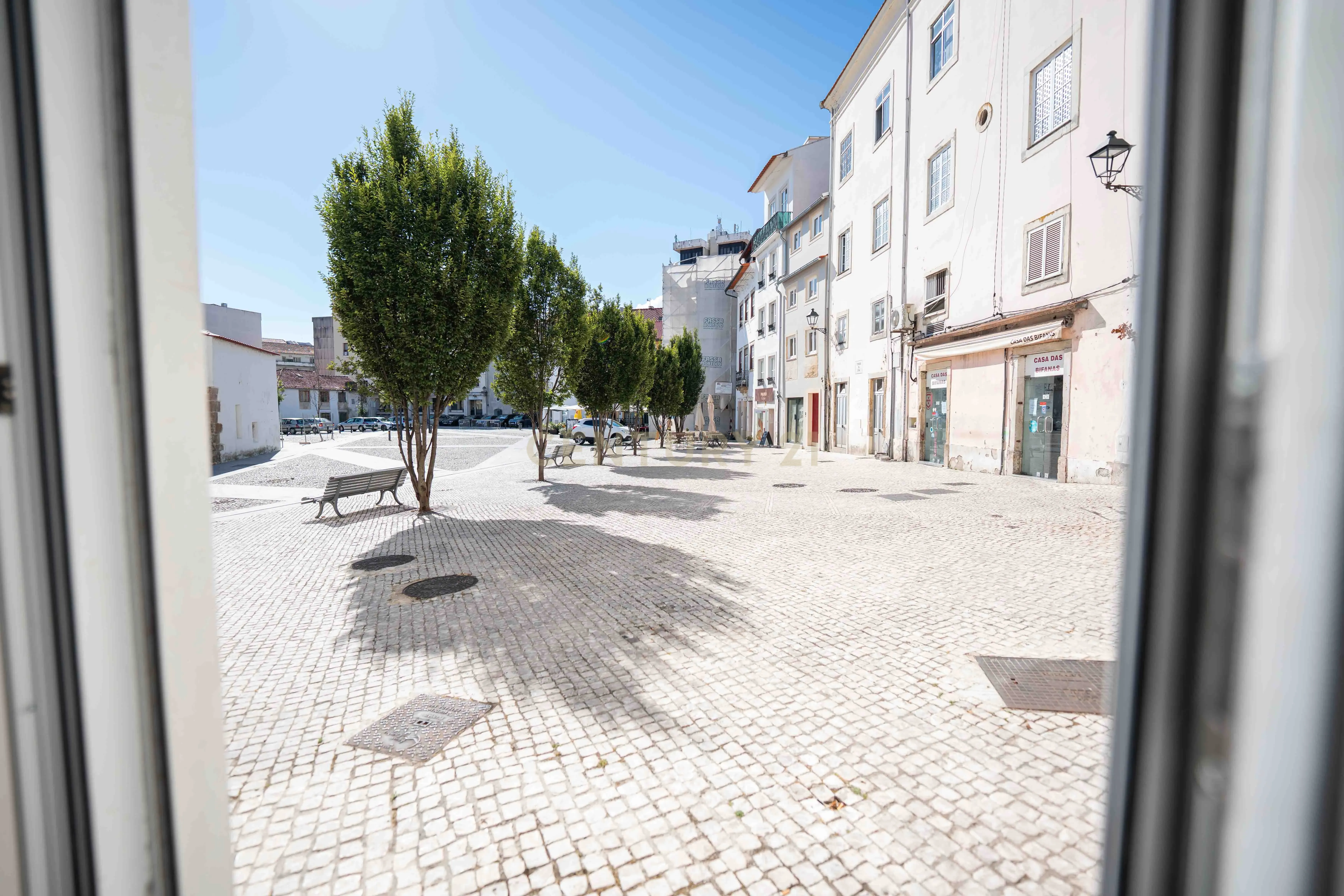 Fotografia 2 de Venda | Prédio com 3 andares, Terreiro da Erva – Centro Histórico de Coimbra (Património UNESCO)
