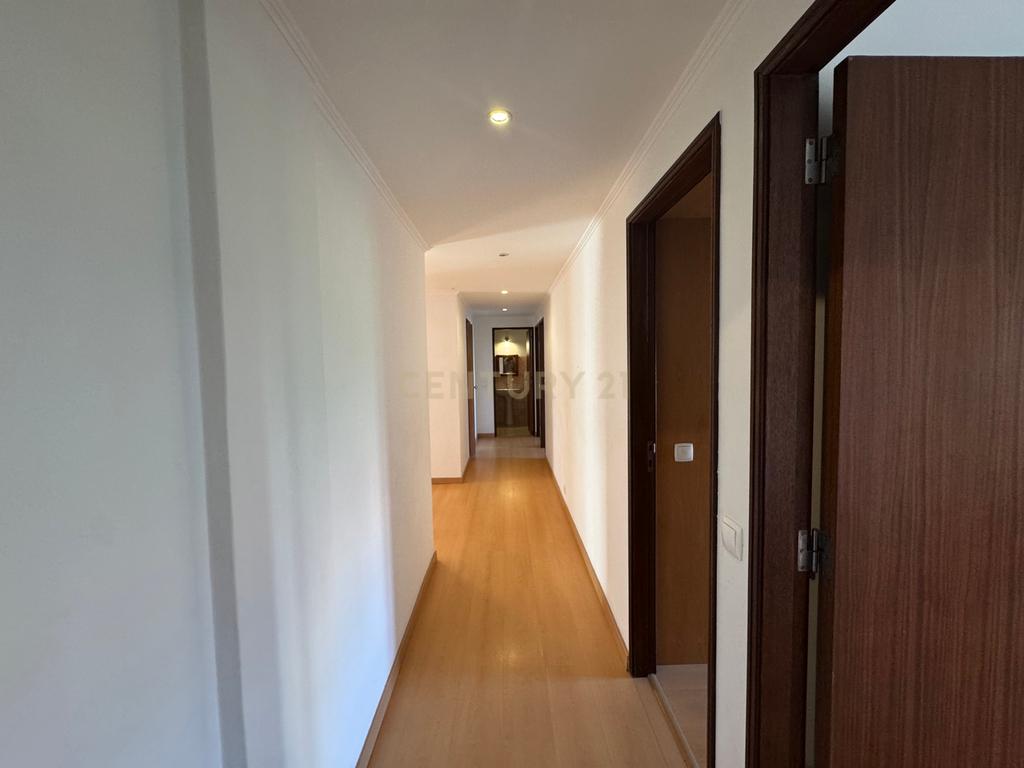Apartamento T4 em Santarém para venda - Image 14
