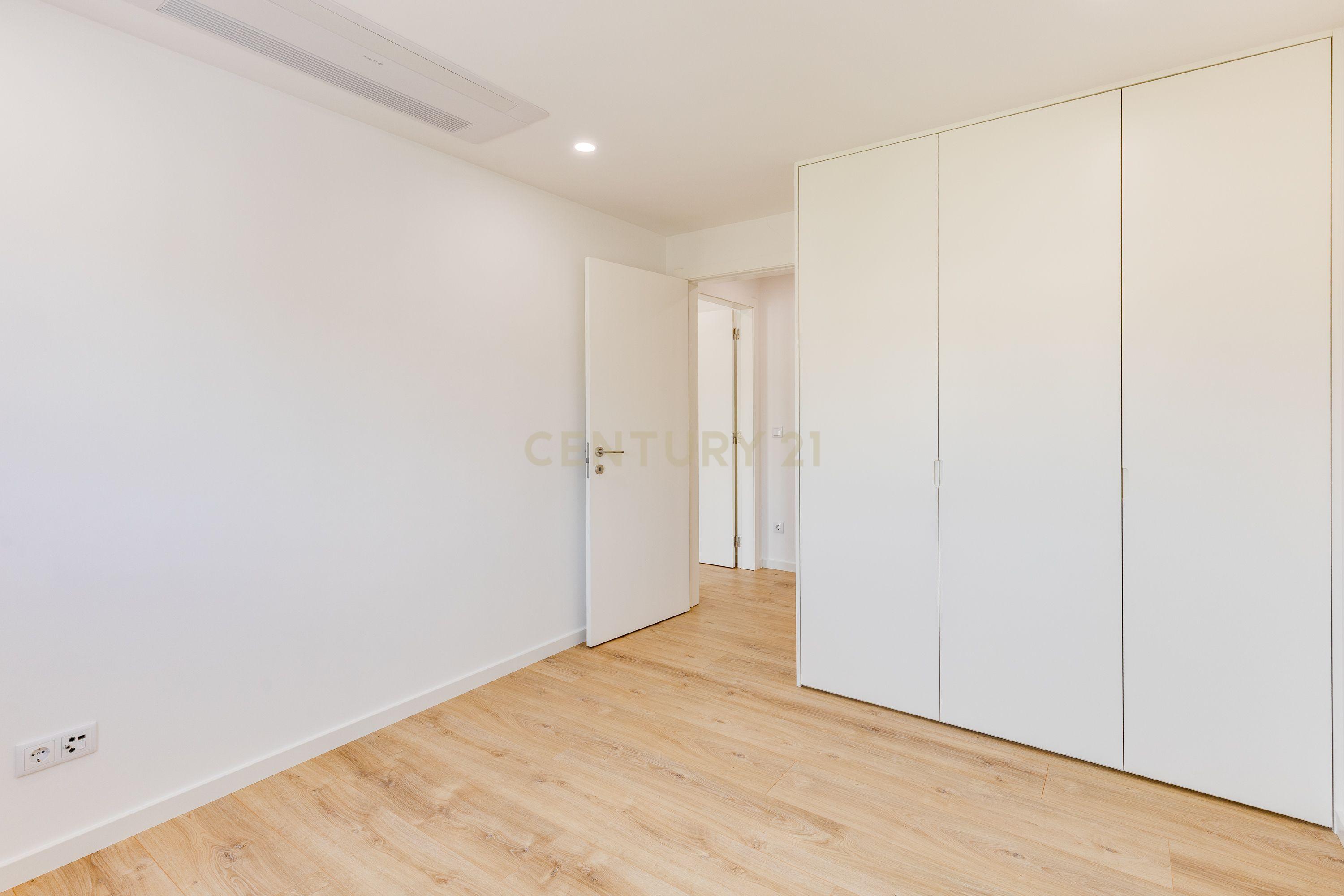 Fotografia 11 de Moderno Apartamento T3 em Pombal, Leiria com Vista Deslumbrante