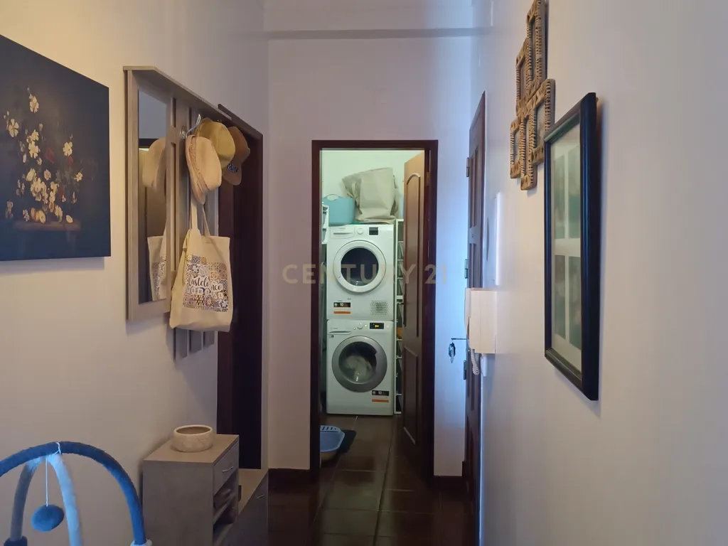 Apartamento T3 com 115 m² em Fazendas de Almeirim, concelho de Almeirim, distrito de Santarém. Apartamento localizado no 2. º andar de um edifício sem elevador. - Image 17