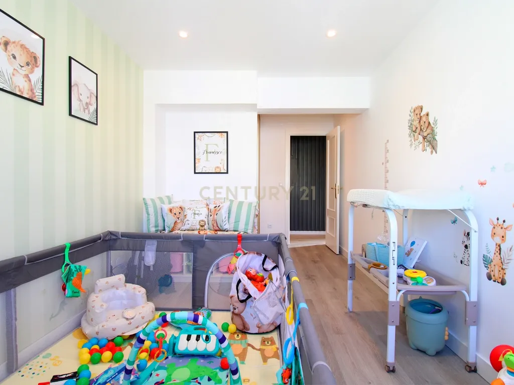 Excelente apartamento T3 com garagem - Afonsoeiro - - Image 25
