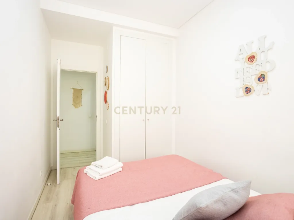 Prédio de Charme Totalmente Renovado no Coração da Baixa de Setúbal – Investimento de Excelência - Image 62