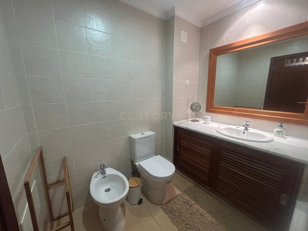 Apartamento T1 para Arrendamento – Salgados, Albufeira - Image 8