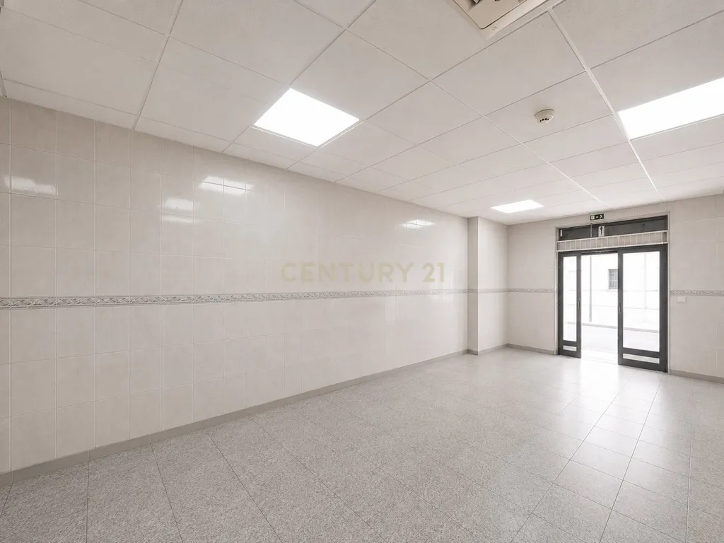 Espaço Comercial em Tires - Image 2