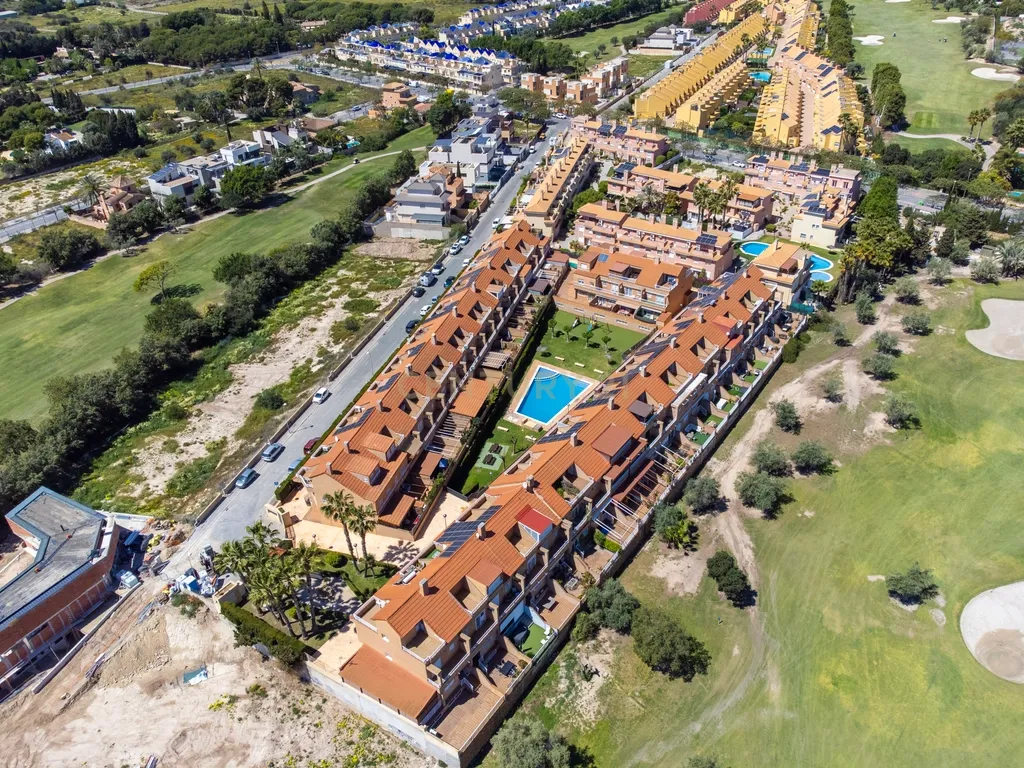 Alicante Golf, Alicante