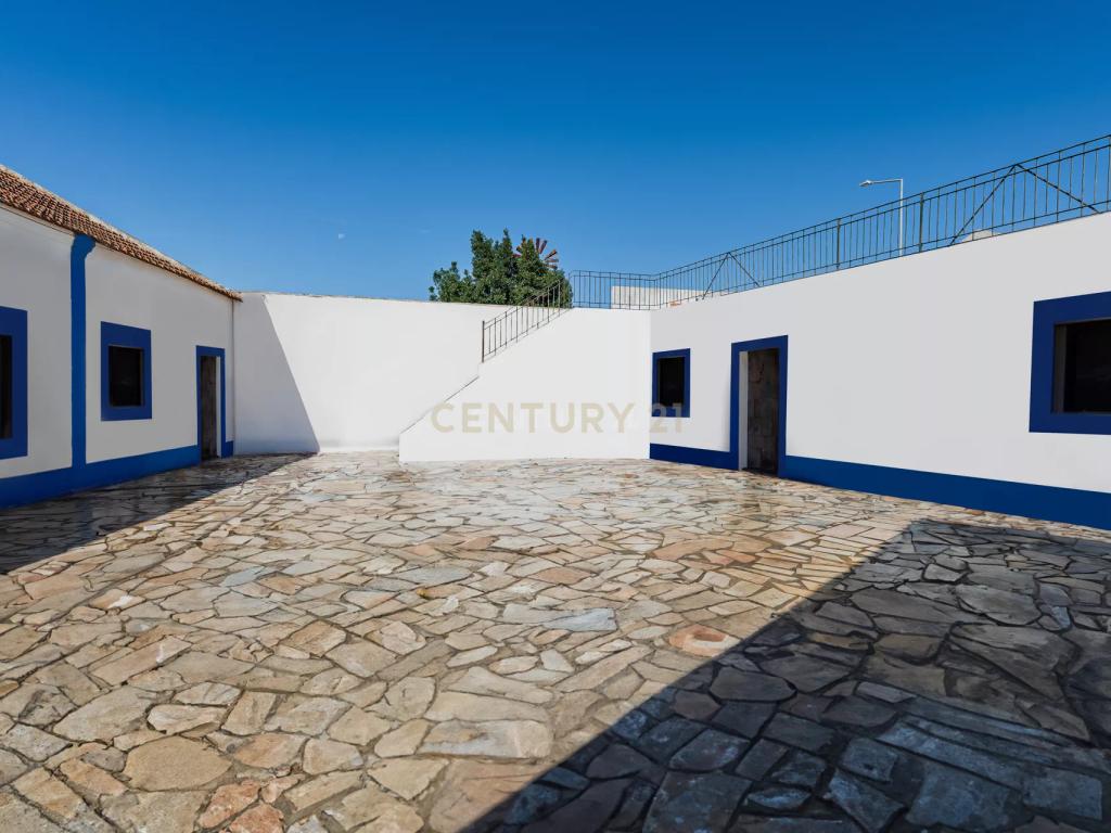Excelente Investimento – Condominio c/ 4 Moradias em Vendas Novas - Image 20