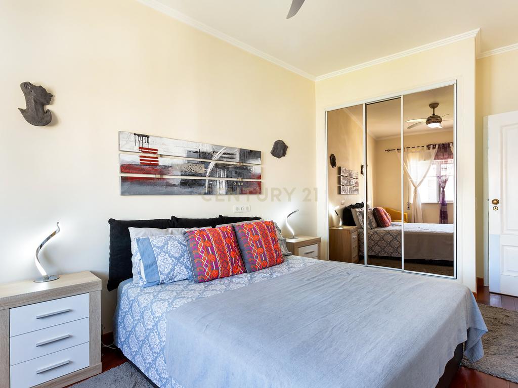 Apartamento T4 com 144m2 no Coração do Algarve - Almancil - Image 33
