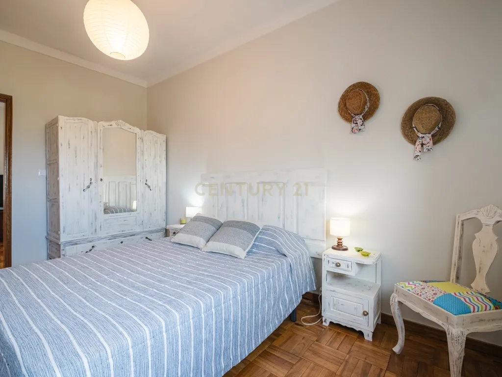 Moradia Renovada em Serpins, Lousã com 3 Casas de Banho - Image 23