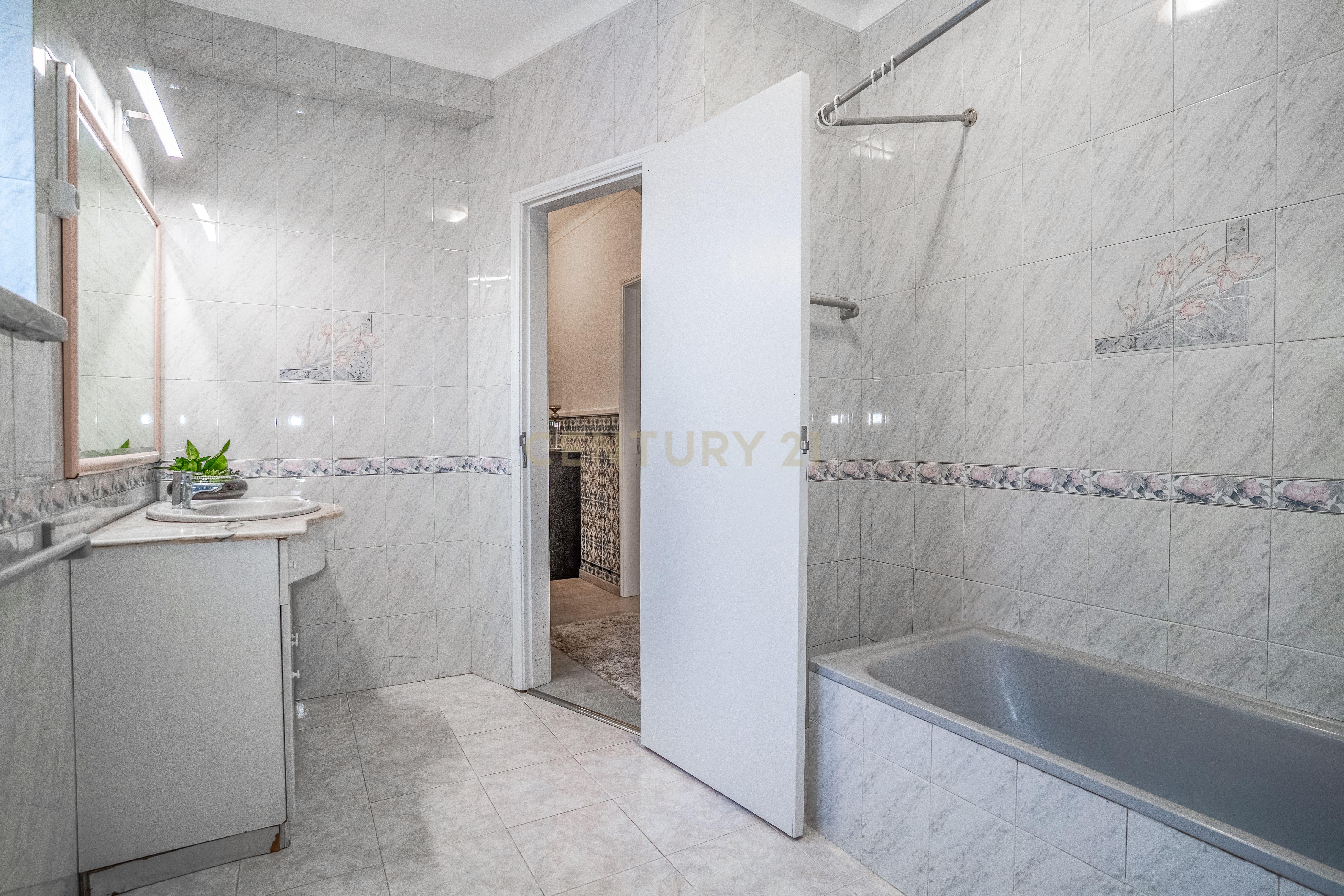 Apartamento T2 à venda em Caldas da Rainha - Nossa Senhora do Pópulo, Coto e São Gregório, Caldas da Rainha — foto 19