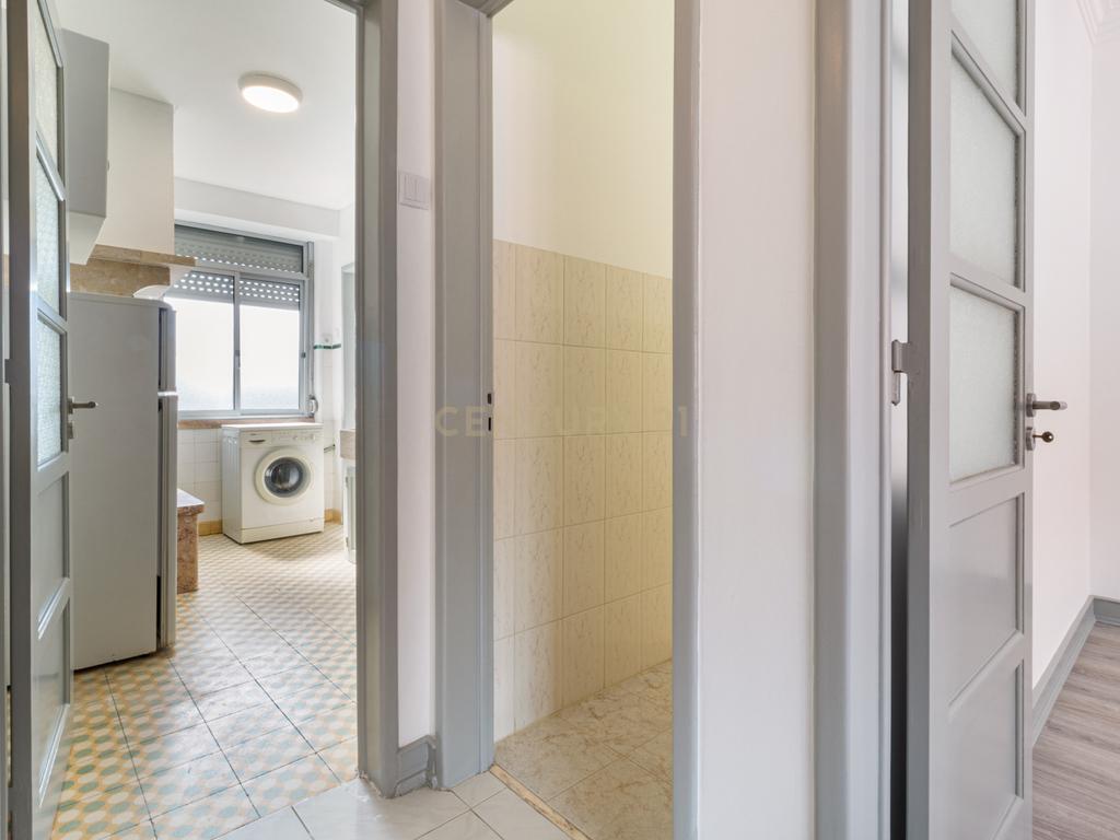 Apartamento T1 renovado, na Pontinha, Odivelas. Para Arrendar! - Image 4