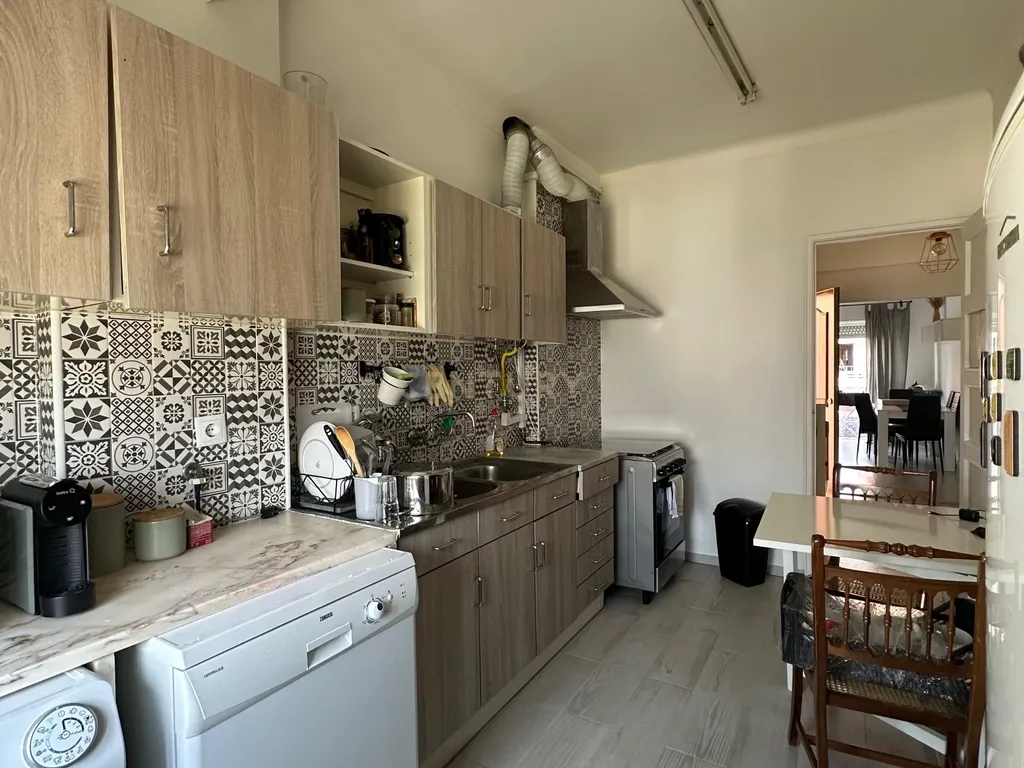 Apartamento T2 em Damaia de Cima - Image 1
