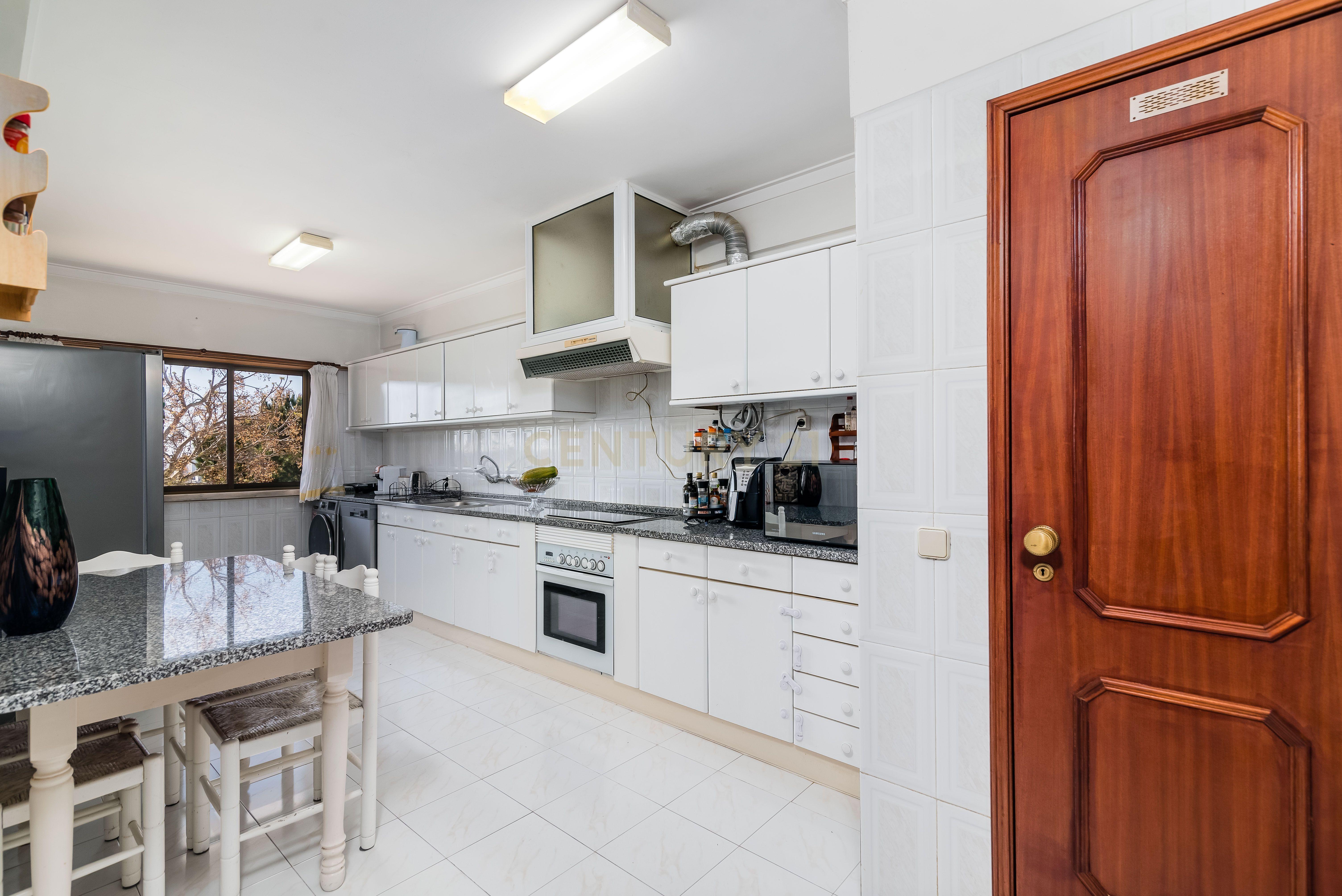 Apartamento T3 - Porto Salvo - Image 13