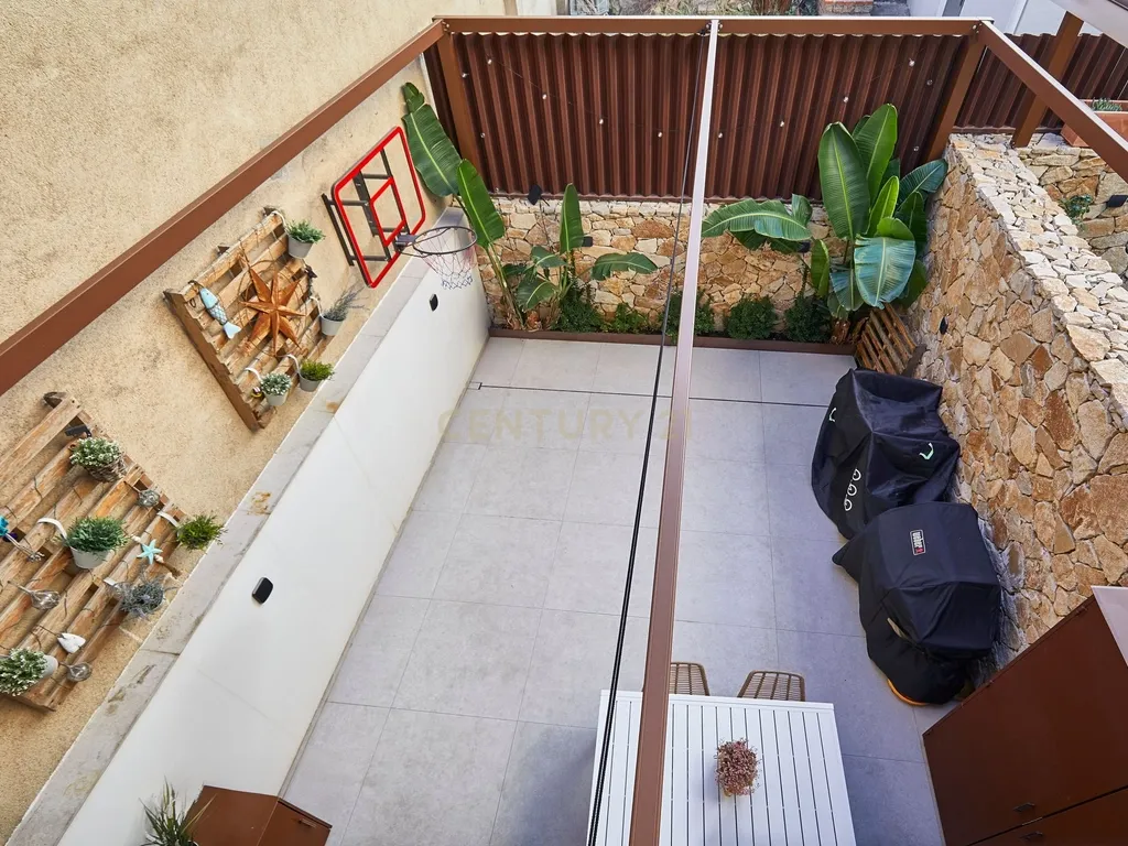 Casa Espetacular no Centro de Tiana - Image 24