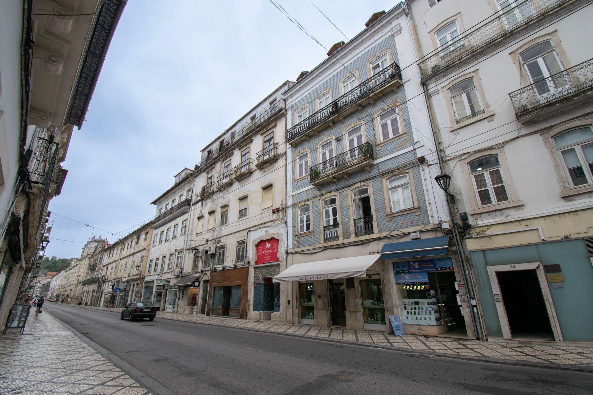 Fotografia 2 de Apartamento 4 na Rua da Sofia — História, centralidade e potencial de investimento