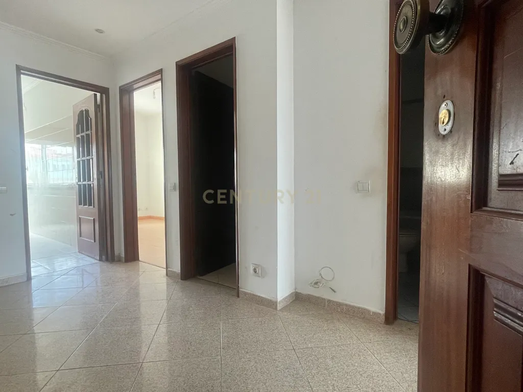 Apartamento T3, com Logradouro, em São Sebastião, Setúbal - Image 17