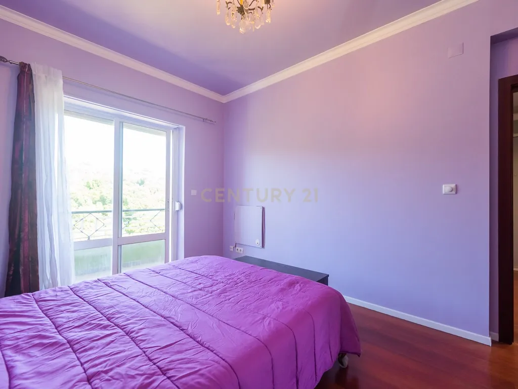 T2 de Charme na Portela de Sintra | Suite, Varandas e Vista Panorâmica - Image 26