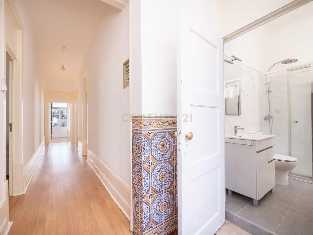 Apartamento T3+1 com varanda | Rua Guerra Junqueiro, Coimbra - Image 11
