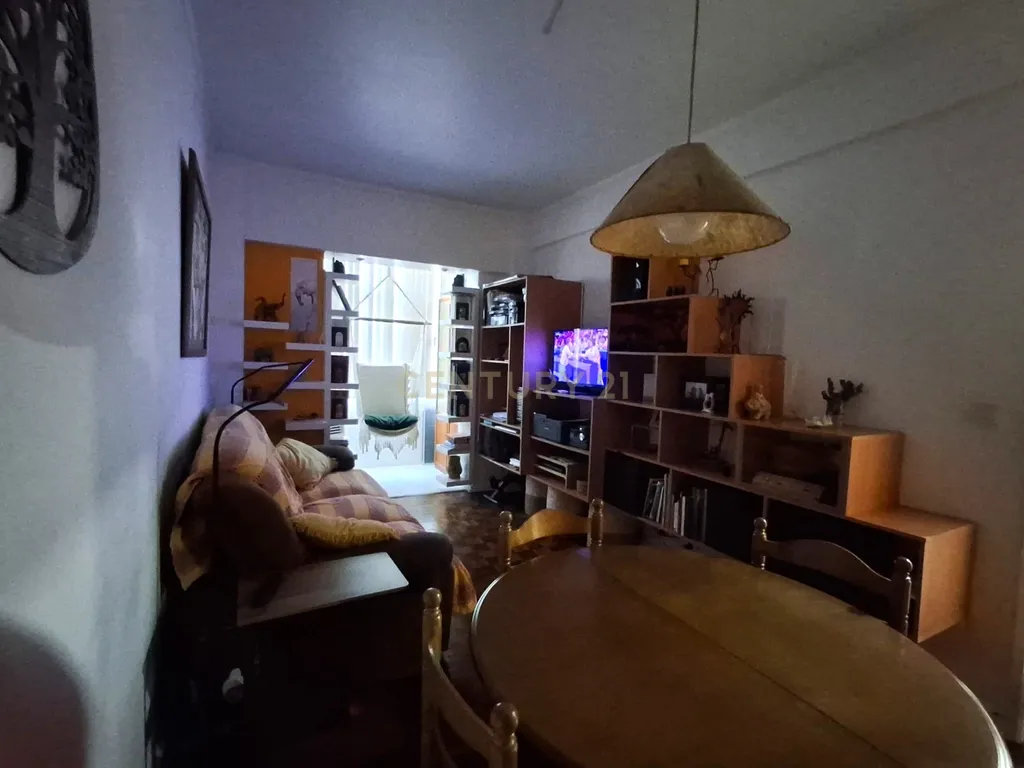 Apartamento Renovado em Seixal, Ideal para o Seu Novo Lar - Image 1