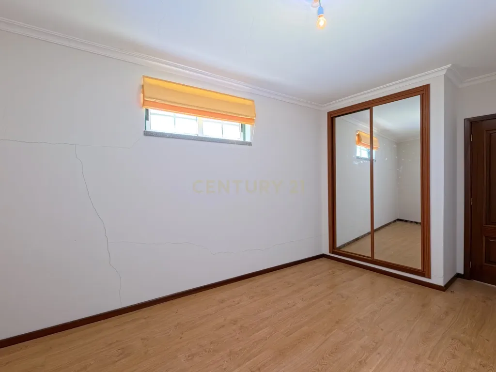 Moradia T2+1 com Logradouro em Alcarva, Mêda - Image 12