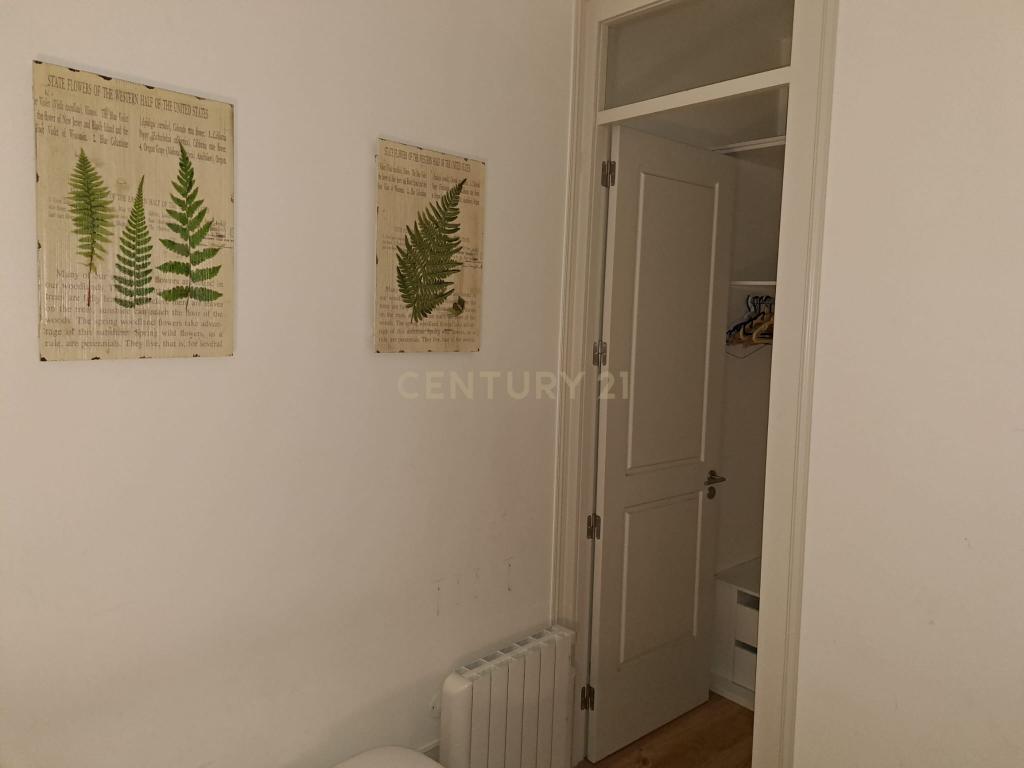 Apartamento T2 + T1 com terraço - Rua Formosa - OTIMO INVESTIMENTO - Image 8