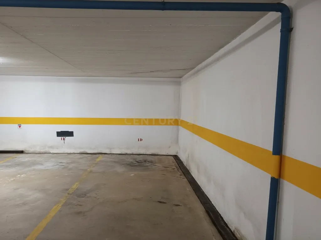 T2 Renovado na Buraca | Modernidade, Conforto e Excelente Localização - Image 24