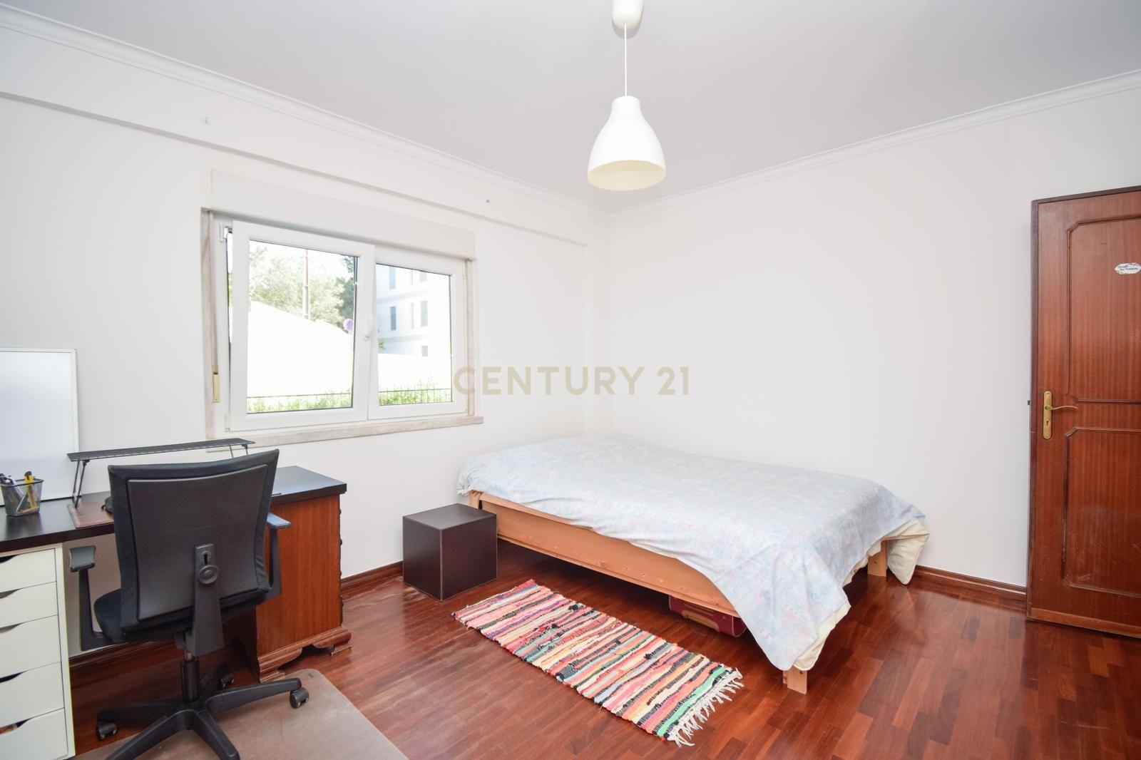 Apartamento T2 à venda em Carnaxide e Queijas, Oeiras — foto 18