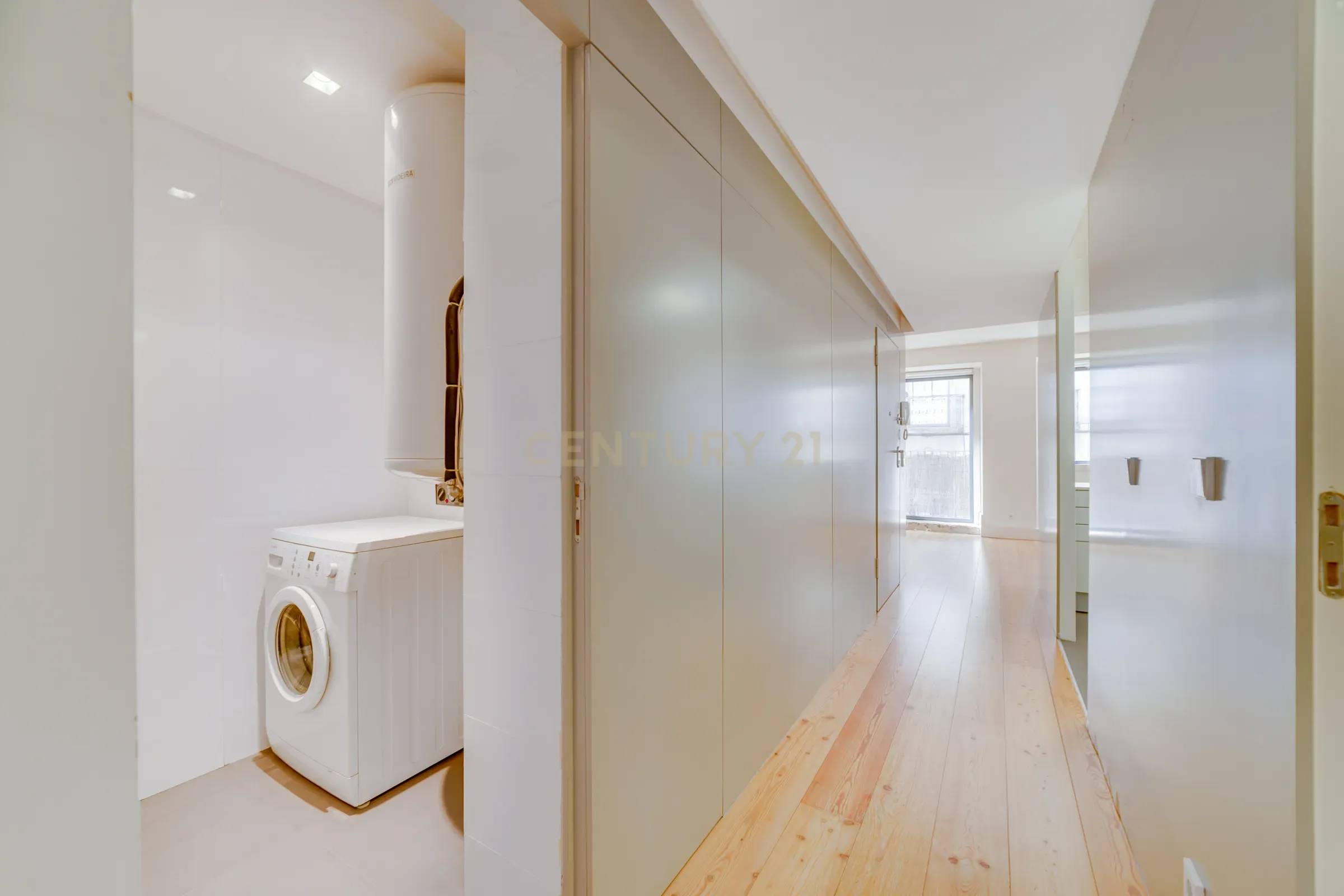 Encantador T2 de 81,5m² no coração do Príncipe Real - Image 9