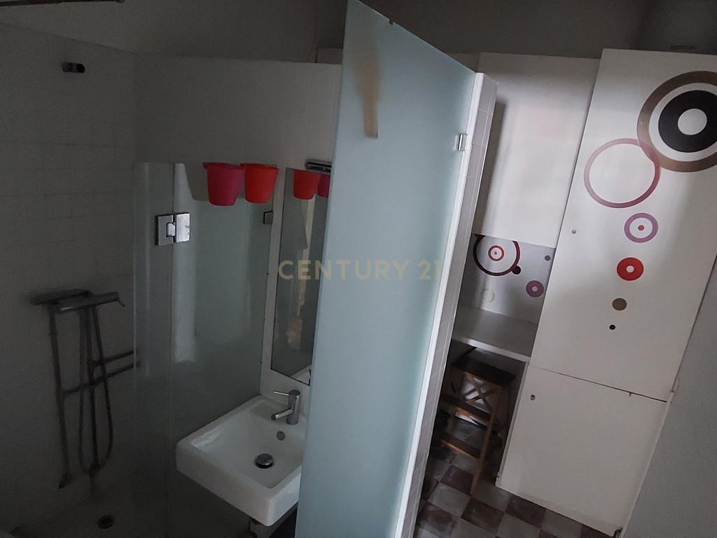 Apartamento T0 em Lisboa com LICENÇA AL válida e transmissível - Image 8