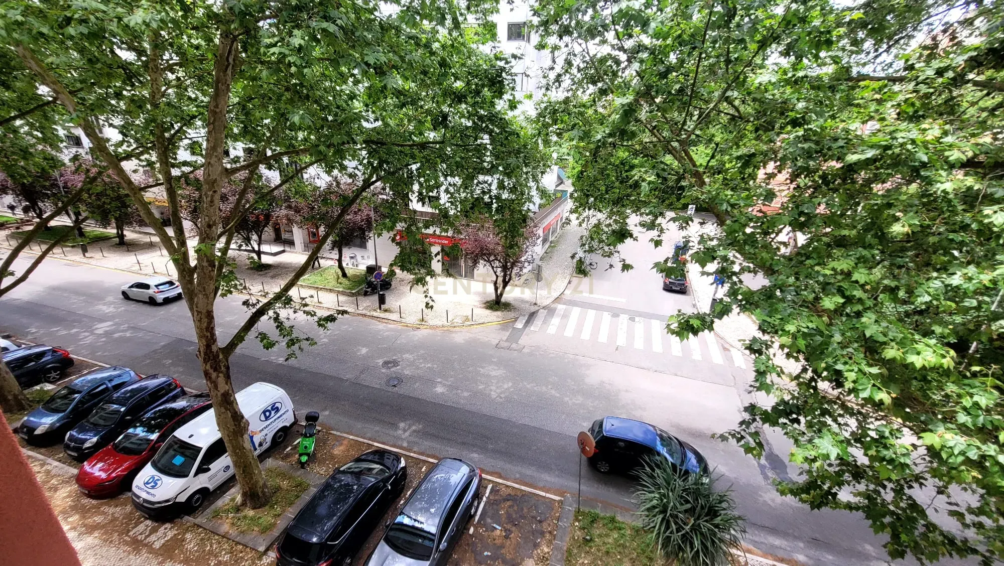 T3 Duplex para Arrendamento no Centro de Telheiras - Image 13
